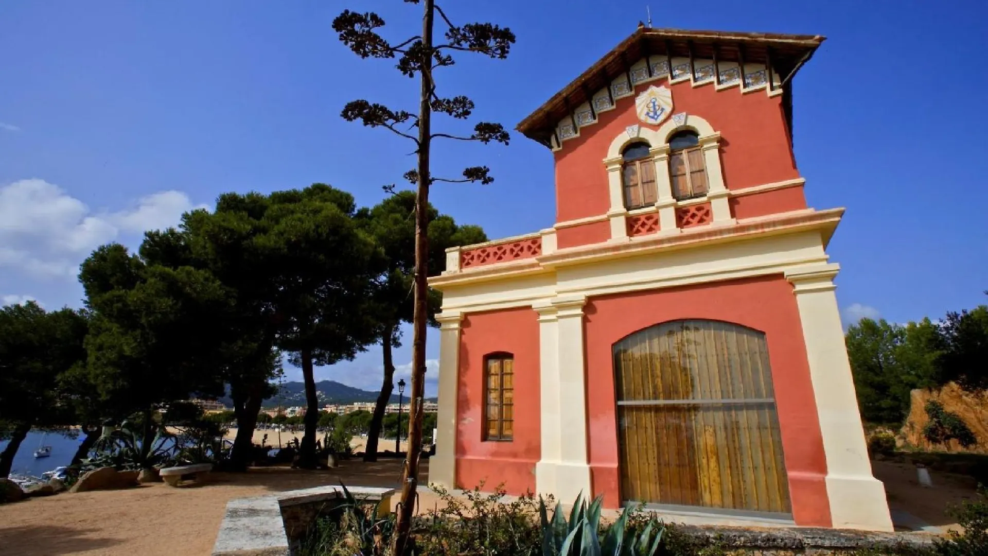 Lloguer30 Blaumar Is Family-Friendly And Centrally Located Sant Feliu de Guixols
